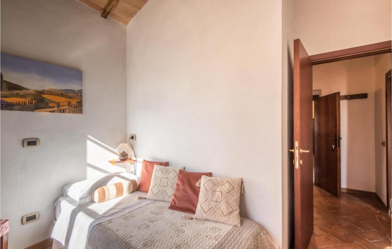 Gorgeous Home In Montalcino With Kitchen Экстерьер фото