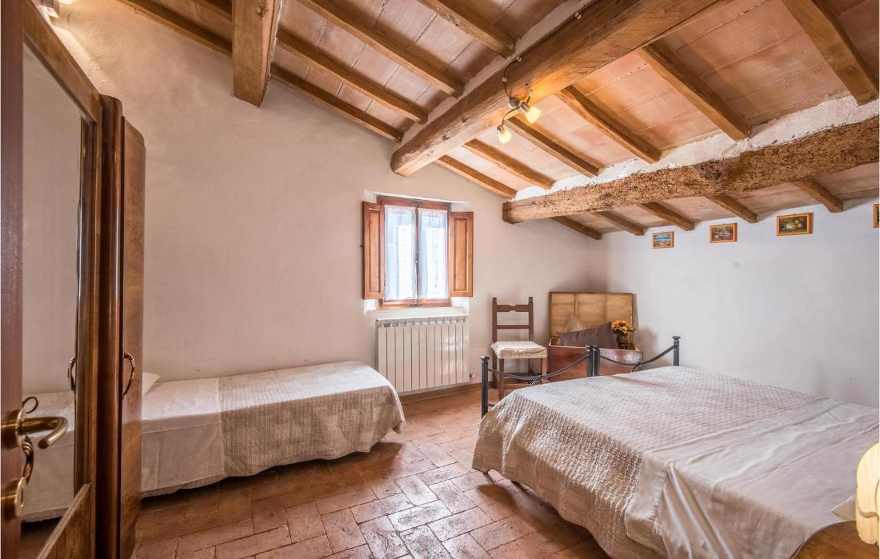 Gorgeous Home In Montalcino With Kitchen Экстерьер фото