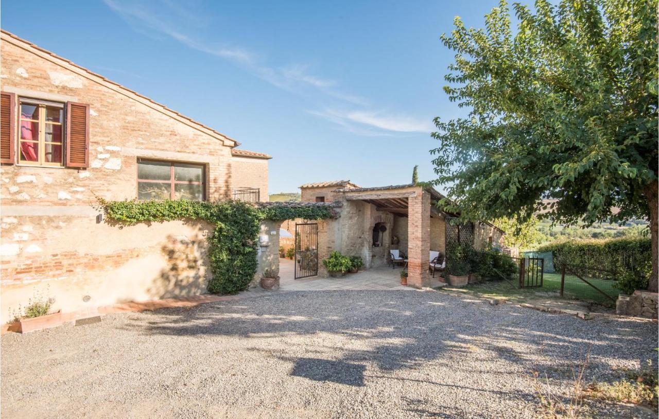 Gorgeous Home In Montalcino With Kitchen Экстерьер фото